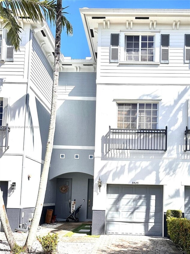 Primary Photo - 3423 NW 14th Ct