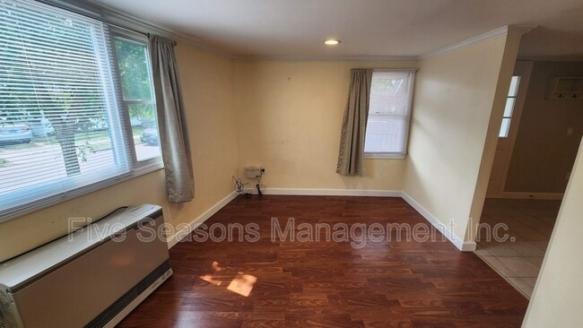 Building Photo - 65-67 Intervale Avenue - 1