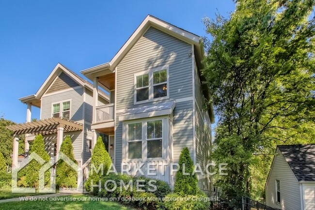 Building Photo - 1802 Porter Ave