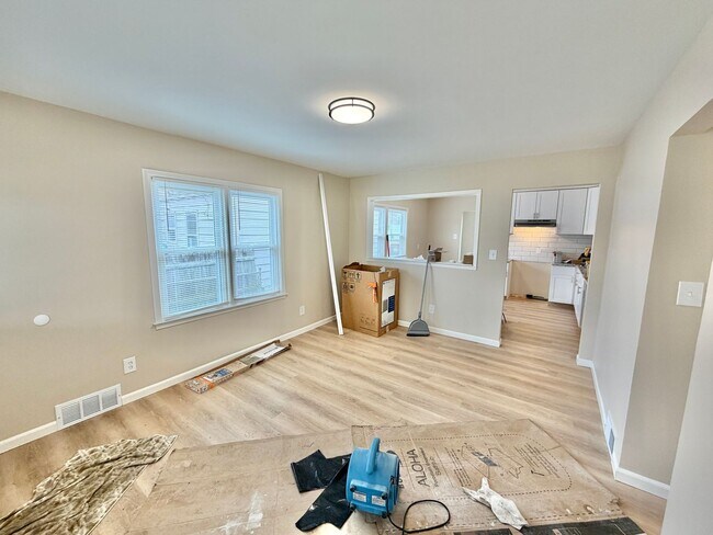 Foto del edificio - Under Renovation – Reserve This Beautiful Home Before It’s Finished