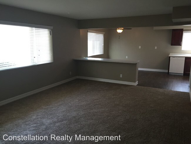 Building Photo - 4370 Hamilton St