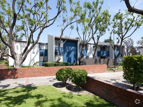Building Photo - Evria Claremont Apartments