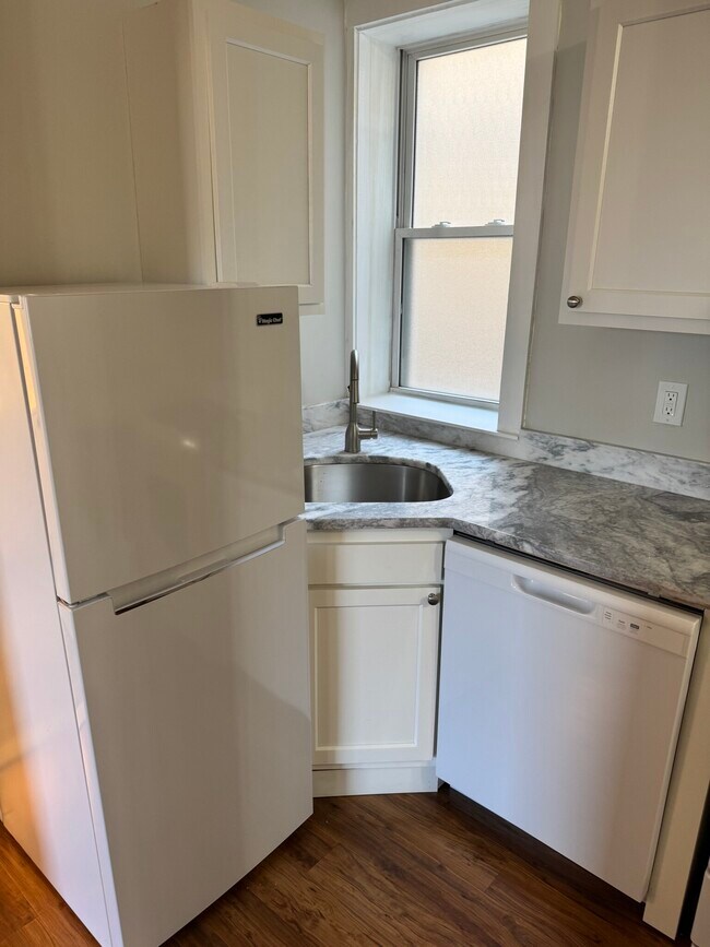 Building Photo - 1189 Commonwealth Ave