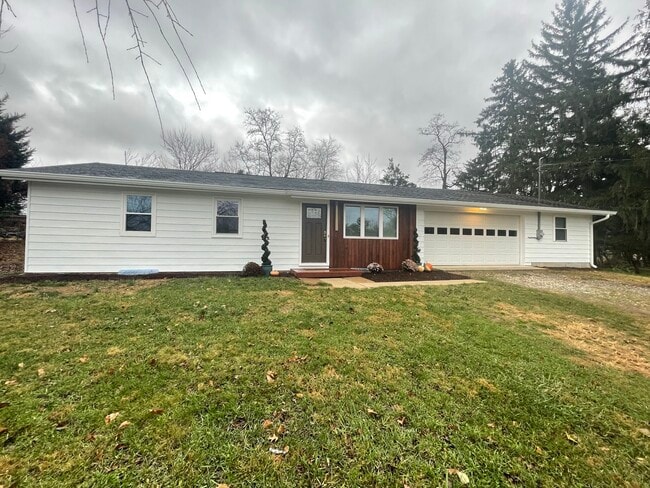 Building Photo - 7652 Anthony Hwy