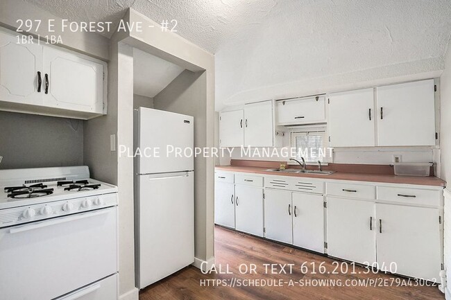 Building Photo - 297 E Forest Ave