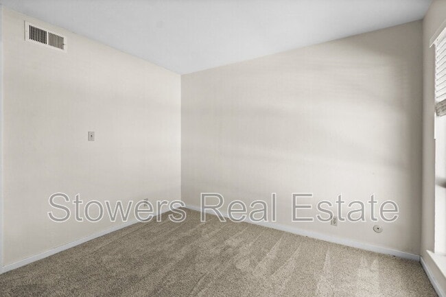 Photo - 433 Garden Creek Pl Townhome