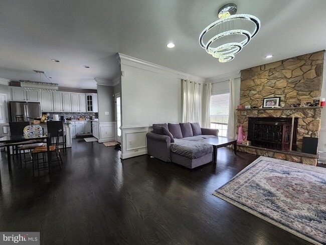 Building Photo - 10782 Lord Chancellor Ln