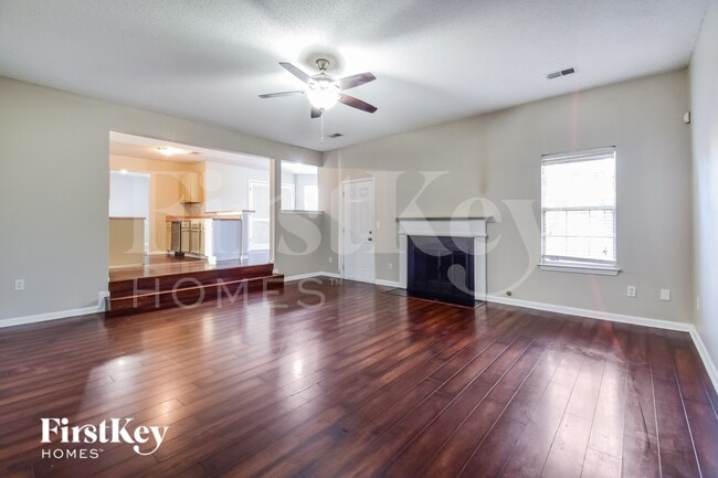 Foto del edificio - 3632 Salem Glen Rd