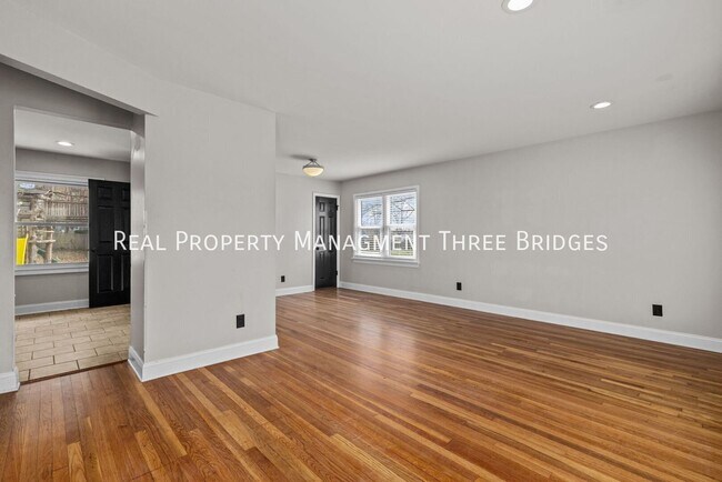Foto del edificio - 110 Birchwood Dr