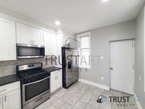 Building Photo - 1638 N Newkirk St