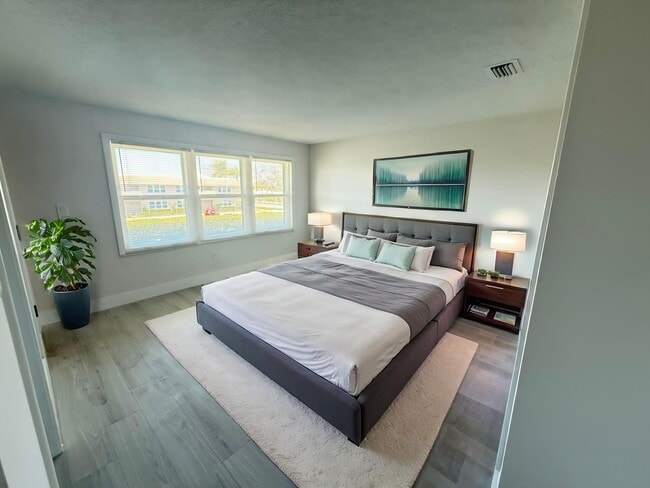 Dormitorio principal - Marina Townhomes