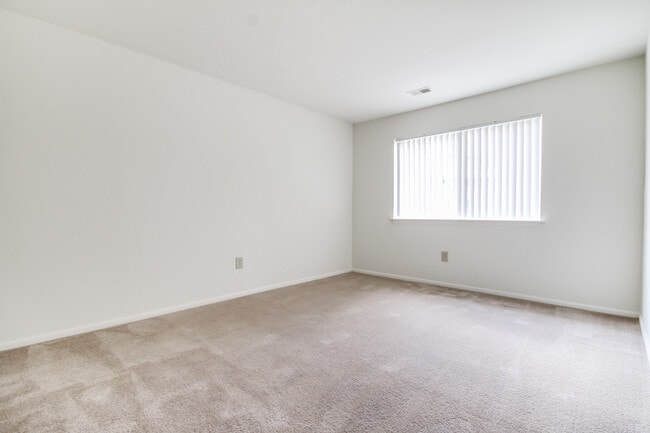 Building Photo - 104 Cocelli Drive