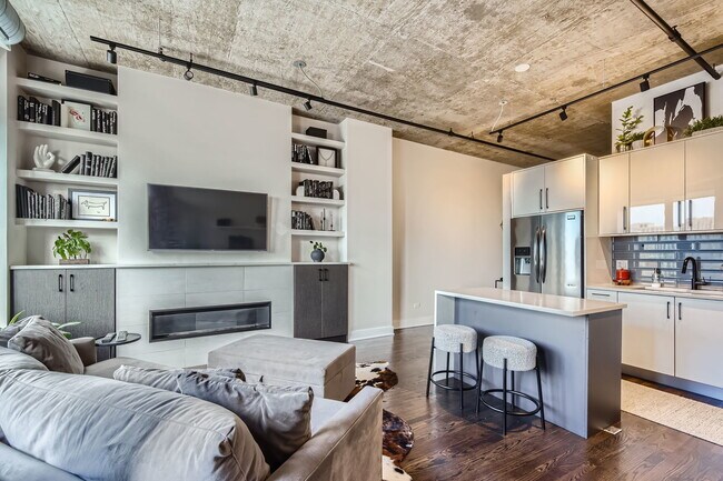 Foto del edificio - 849 N Franklin St