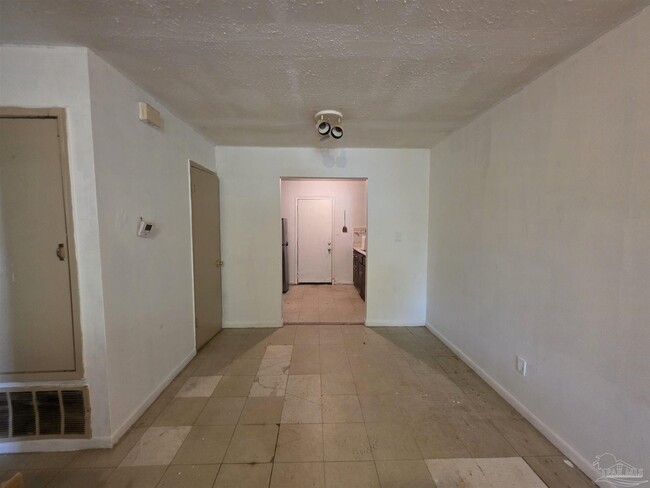 Foto del edificio - 6710 Gulley Ln