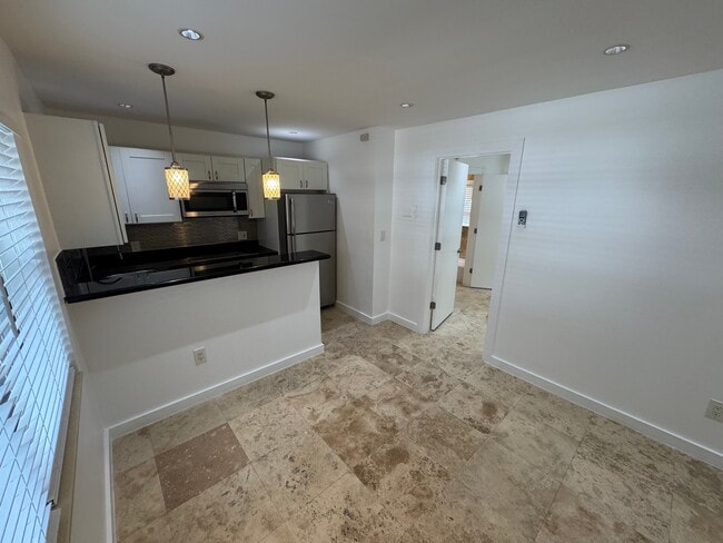 Foto del edificio - 901 SE 2nd Ct