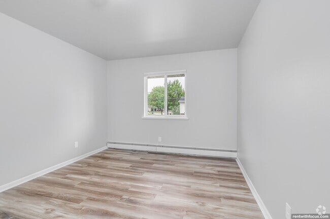 1 Bedroom - Clayton Ridge