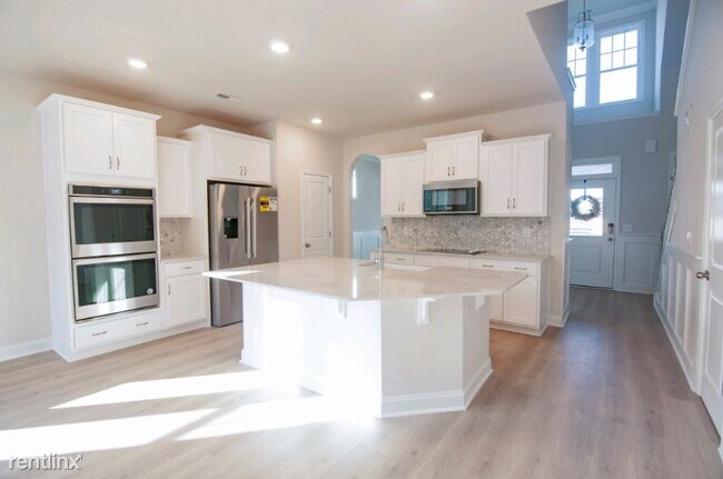 Building Photo - 4 br, 2.5 bath House - 126 Rice Marsh