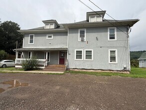 Building Photo - 113-113 Stap Ln