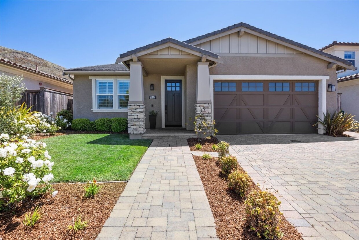Primary Photo - Single Level Executive Home