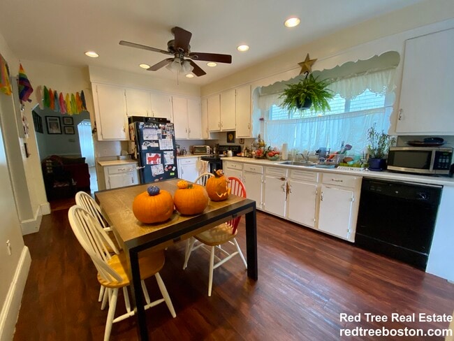 Photo - 79 Wareham St Apartment