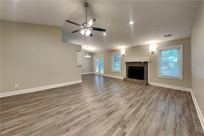 Foto del edificio - 213 Brolley Woods Dr