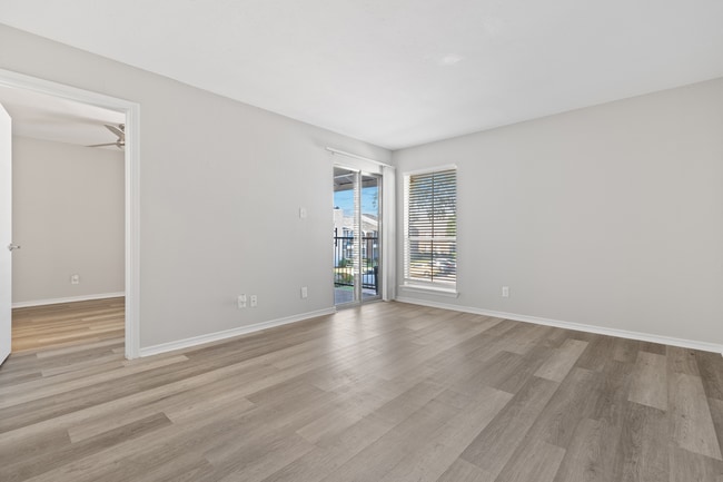 Livingroom 216 - Oak Meadows