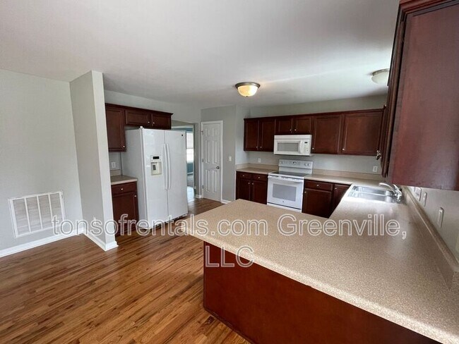 Foto del edificio - 518 Amber Crest Ct