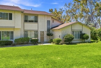 Building Photo - 3550 Sandpiper Pl