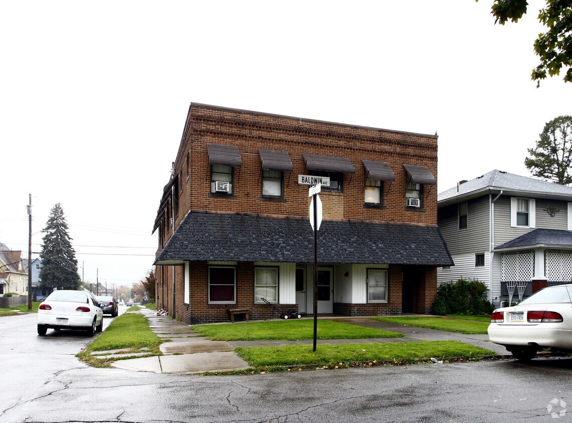 Primary Photo - 340 Baldwin Ave