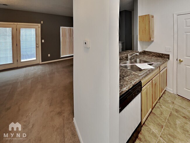 Foto del edificio - 6325 Mallard View Ln