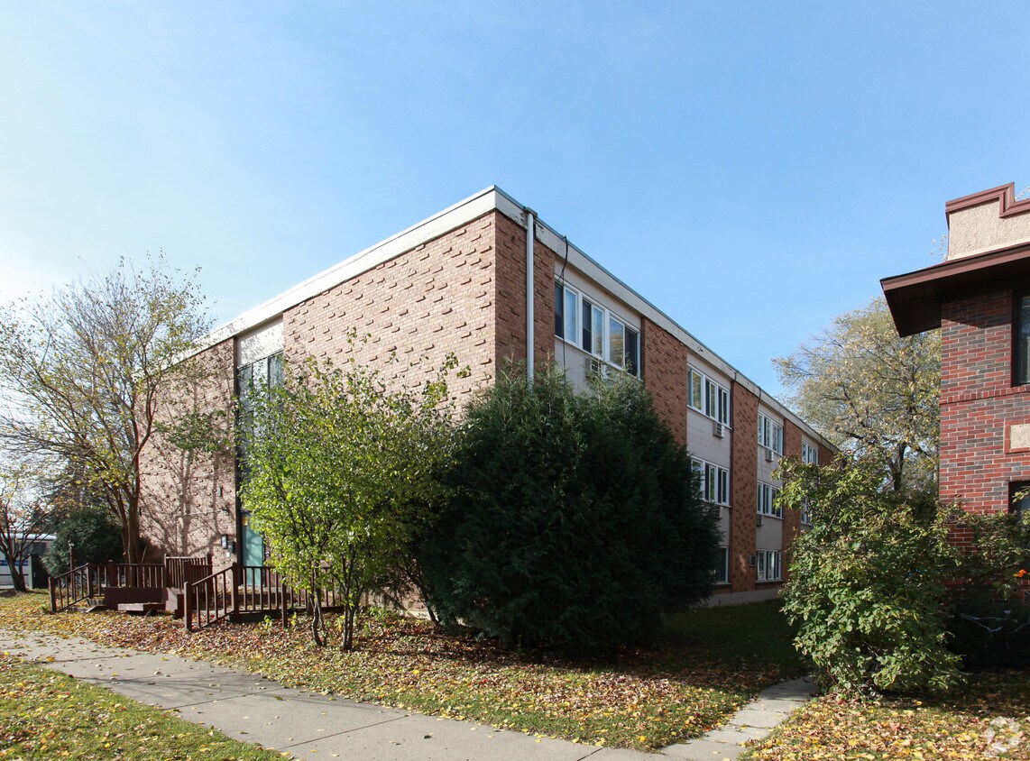 Building Photo - 3554 Emerson Ave S