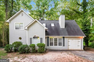 Building Photo - 1620 Sir Galahad Dr SW