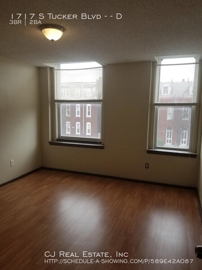 Building Photo - 1717 S Tucker Blvd