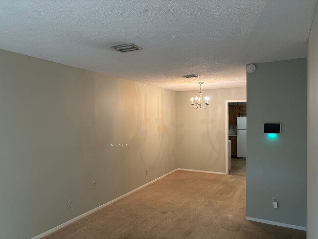 Building Photo - 5764 Worchester Ct