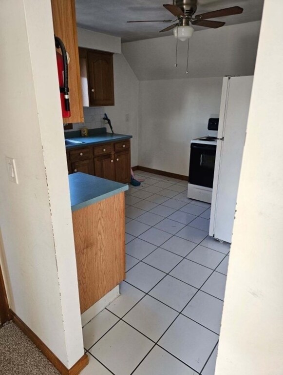 9 Lanes Ave Unit 2, Taunton, MA 02780 Room for Rent in Taunton, MA