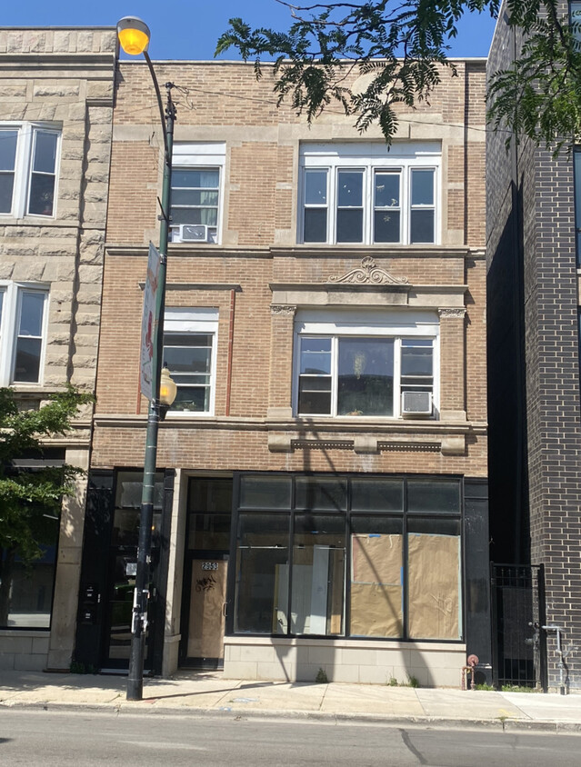 2953 N Milwaukee Ave Unit 2, Chicago, IL 60618 Condo for Rent in