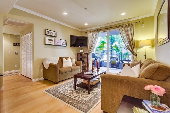 Foto del edificio - 630 E Olive Ave
