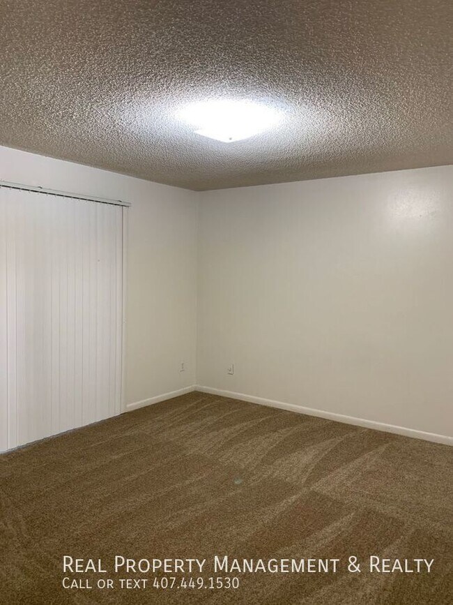 Foto del edificio - 12125 Napiers Cir