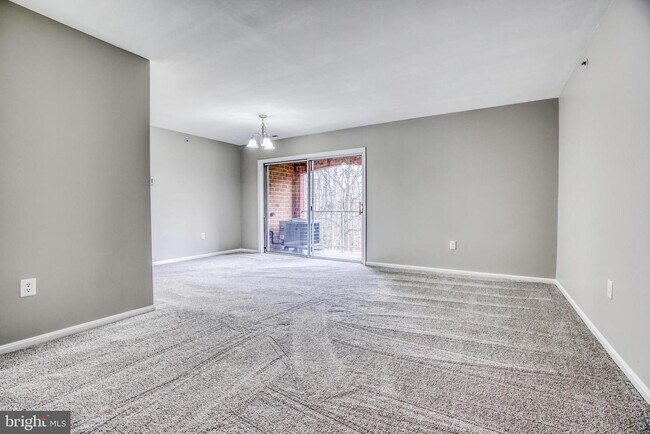 Building Photo - 4102 Chardel Rd