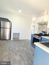 Building Photo - 73 Oak Ln