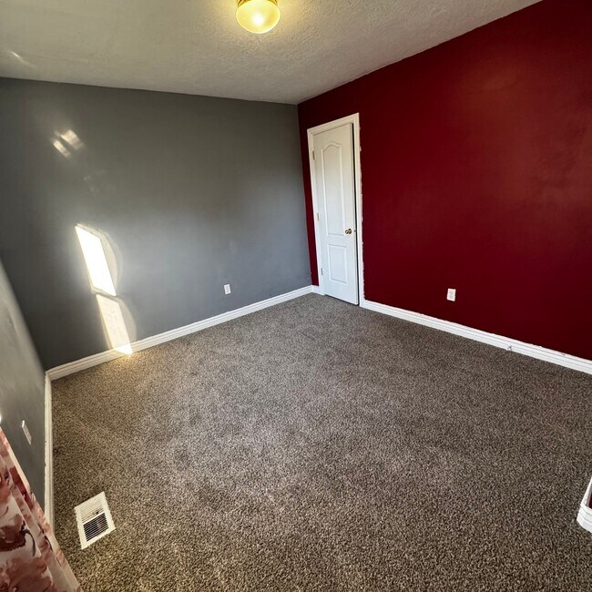 Foto del edificio - 2297 Hawthorne St