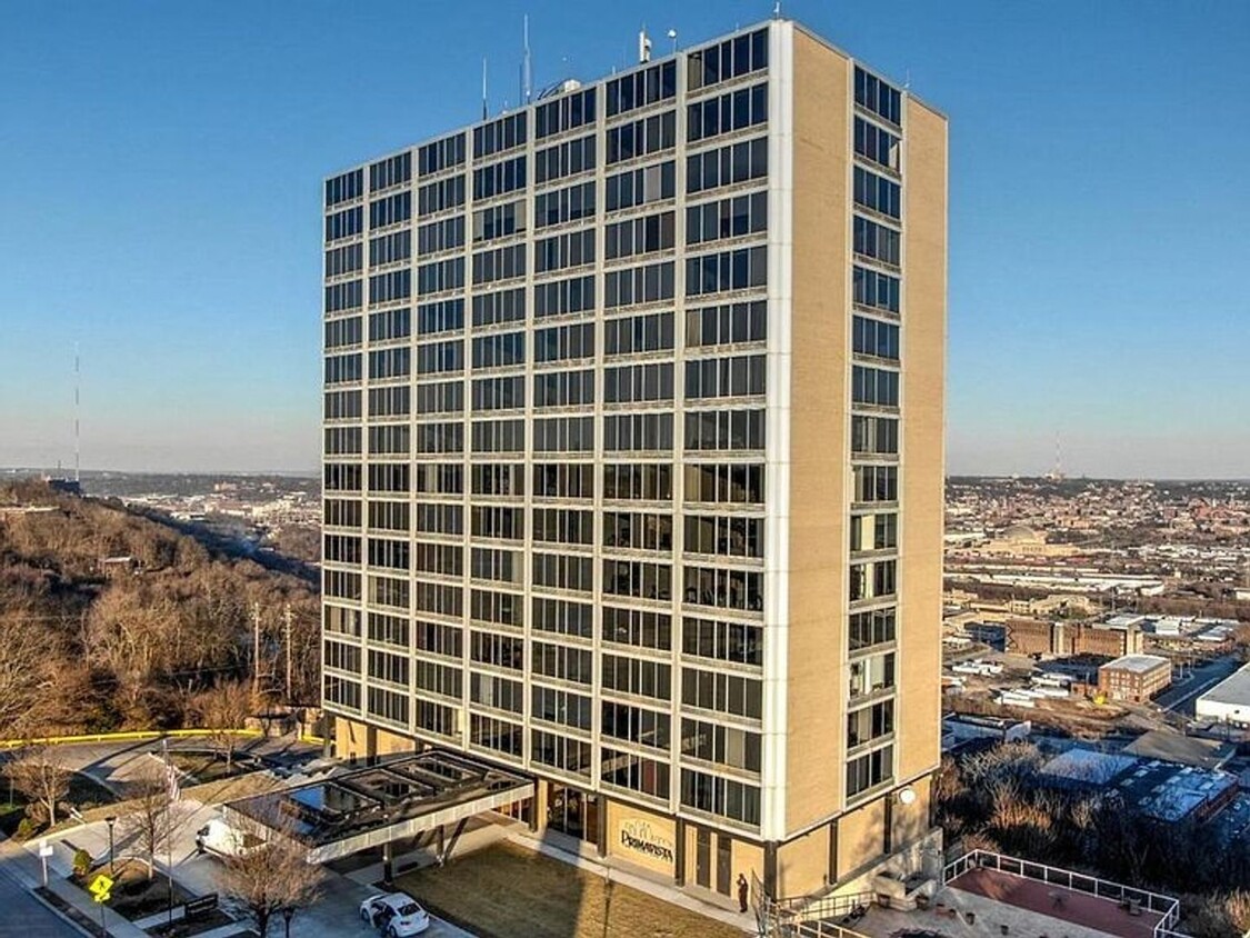 Foto principal - Live in luxury, with beautiful views of th...