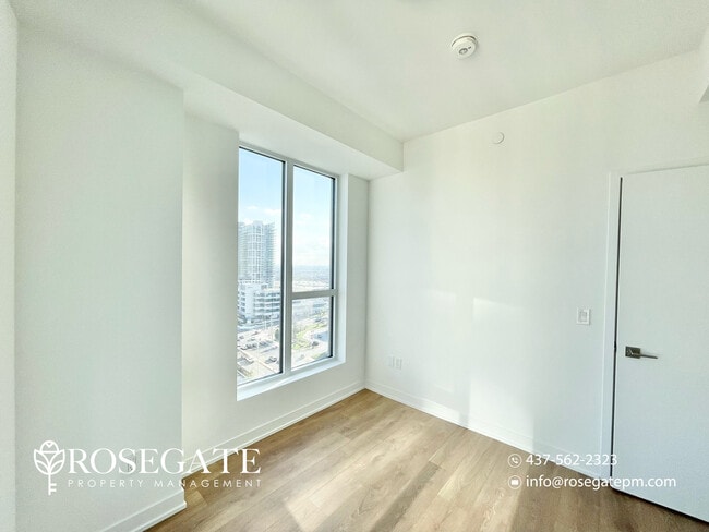 Building Photo - Spacious 4-Bedroom Home with Private Outdo...