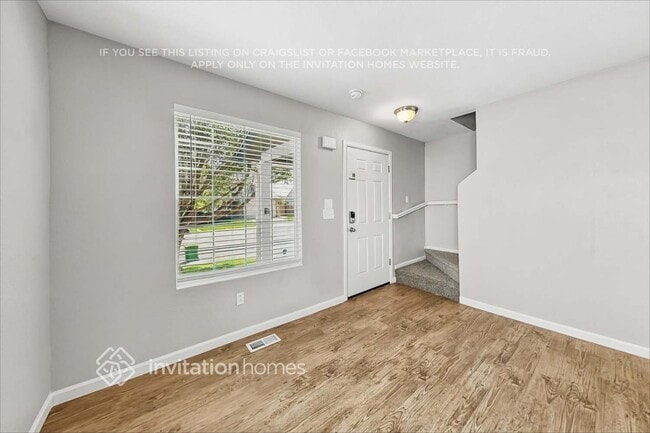 Foto del edificio - 3289 Blue Grass Cir