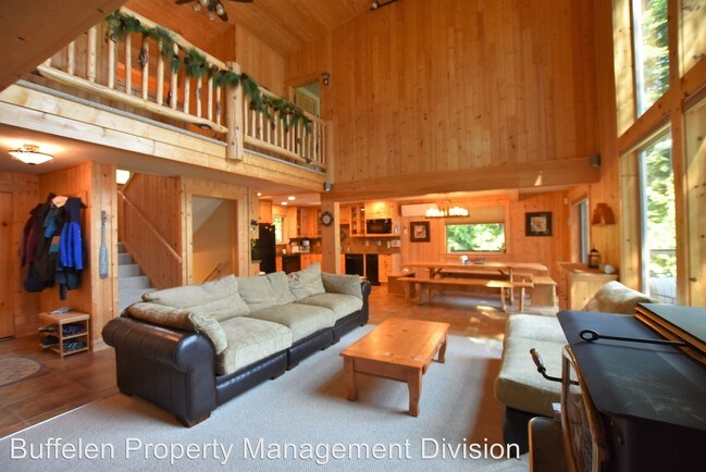 Building Photo - 4 br, 3.5 bath House - 3200 Via Kachess Rd