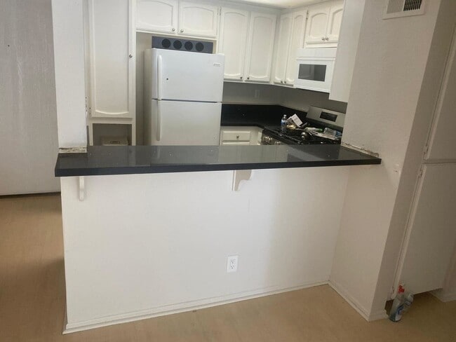 Building Photo - 7800 Topanga Canyon Blvd