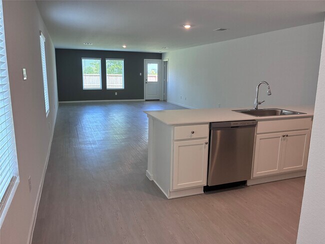 Foto del edificio - 3606 Atlas Pt Ln