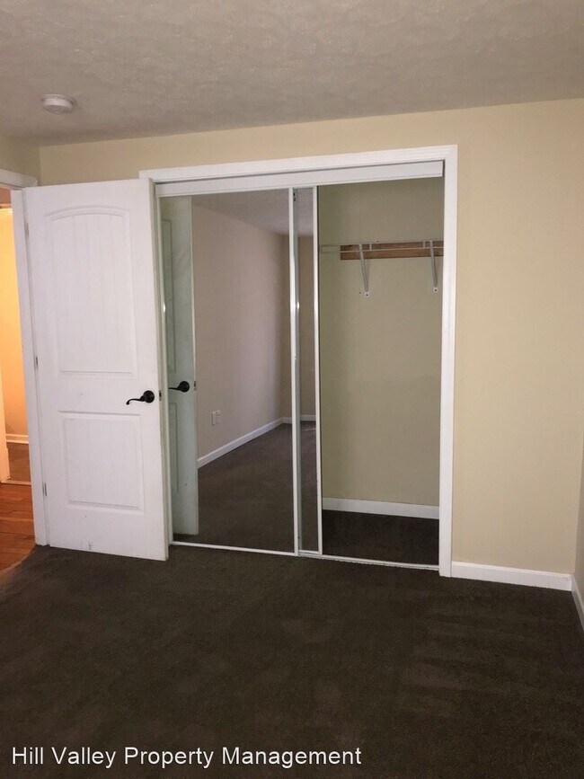 Foto del edificio - 926 S Center St