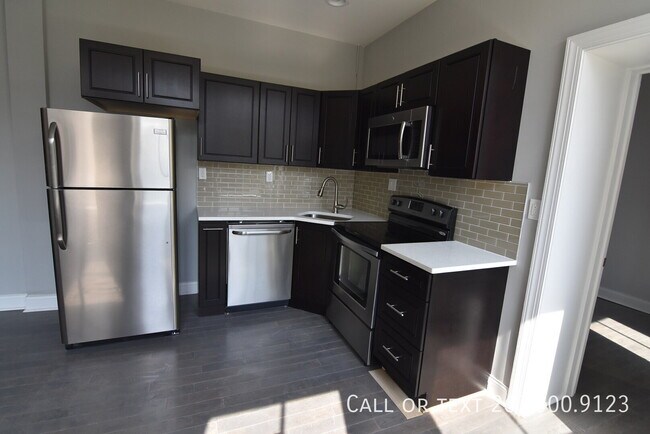 Foto del edificio - 4100 Parkside Ave