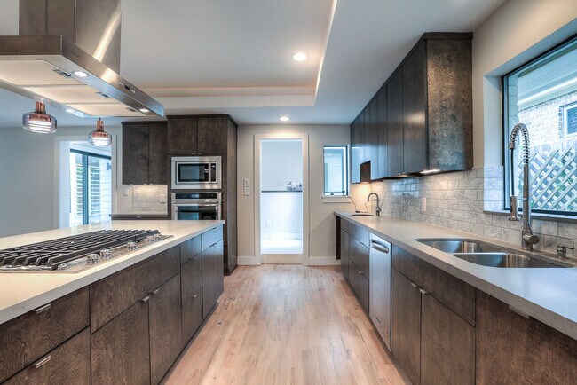 Foto del edificio - 4127 Underwood St
